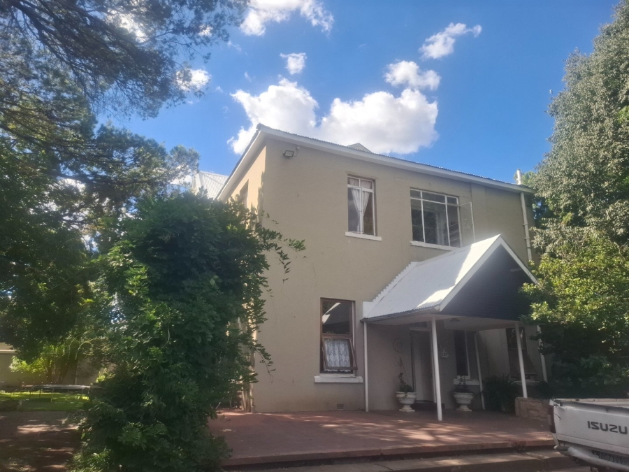 5 Bedroom Property for Sale in Kroonstad Central Free State